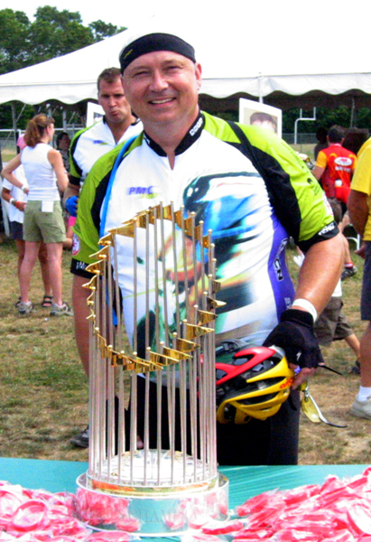 403 World Series Trophy wMe
